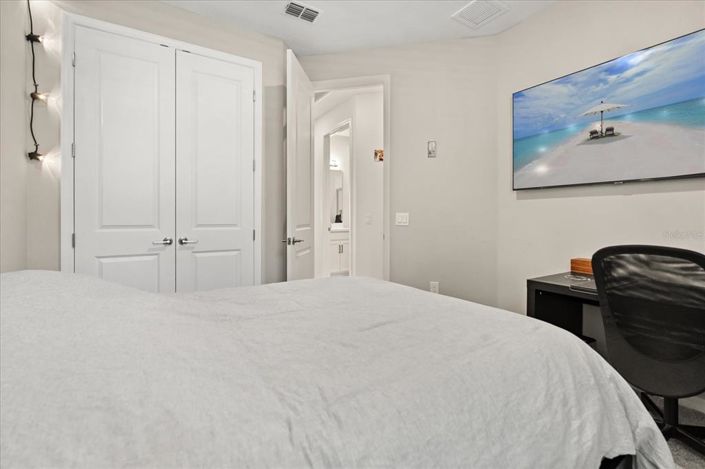 Image No.20-4 Bed Property for sale