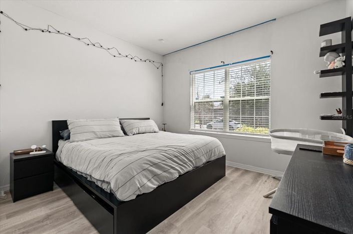 Image No.25-4 Bed Property for sale