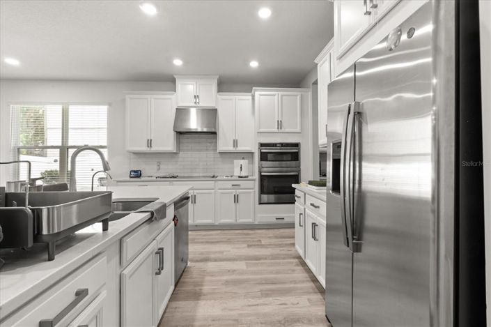 Image No.30-4 Bed Property for sale