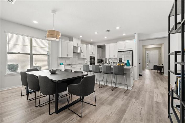 Image No.6-4 Bed Property for sale