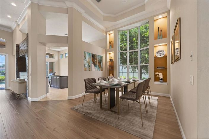 Image No.10-3 Bed Property for sale