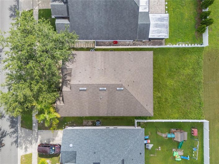 Image No.10-3 Bed Property for sale