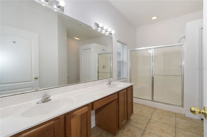 Image No.21-3 Bed Property for sale