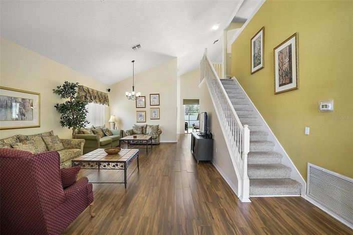 Image No.2-Propriété de 5 chambres à vendre à Kissimmee