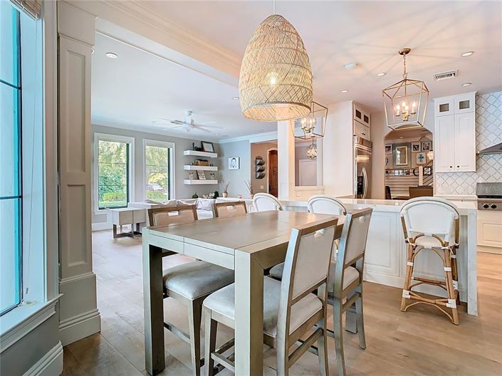 Image No.25-4 Bed Property for sale