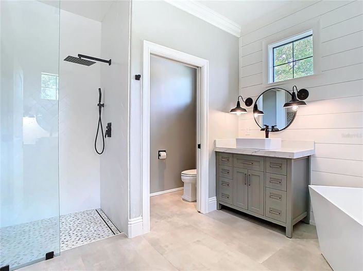 Image No.36-4 Bed Property for sale