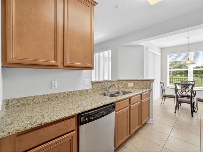 Image No.11-2 Bed Property for sale