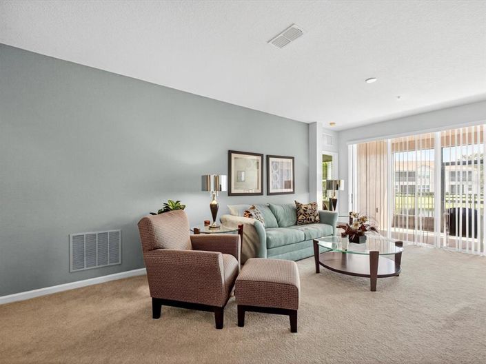 Image No.7-2 Bed Property for sale