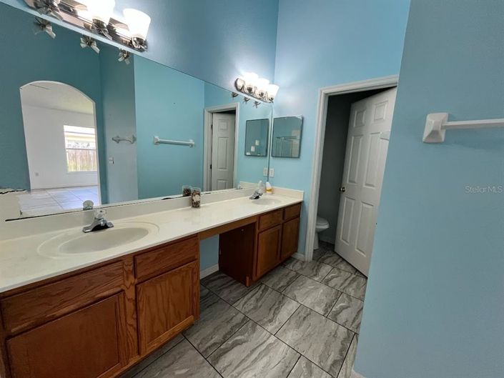 Image No.14-3 Bed Property for sale