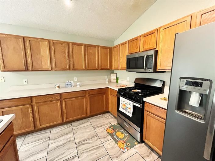 Image No.6-3 Bed Property for sale