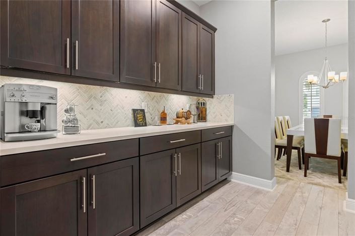 Image No.15-7 Bed Property for sale