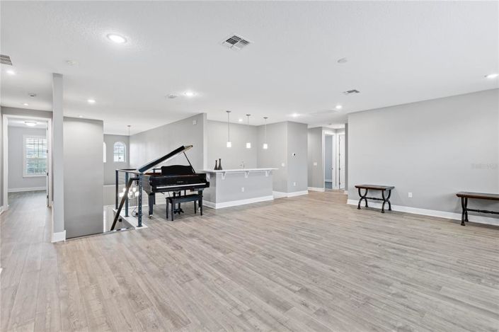 Image No.29-7 Bed Property for sale