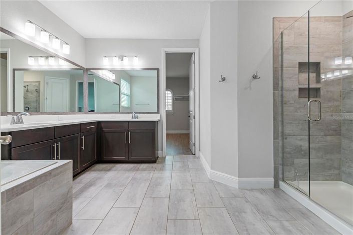 Image No.34-7 Bed Property for sale