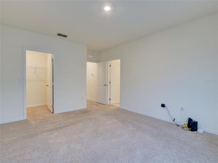 Image No.14-3 Bed Townhouse for sale