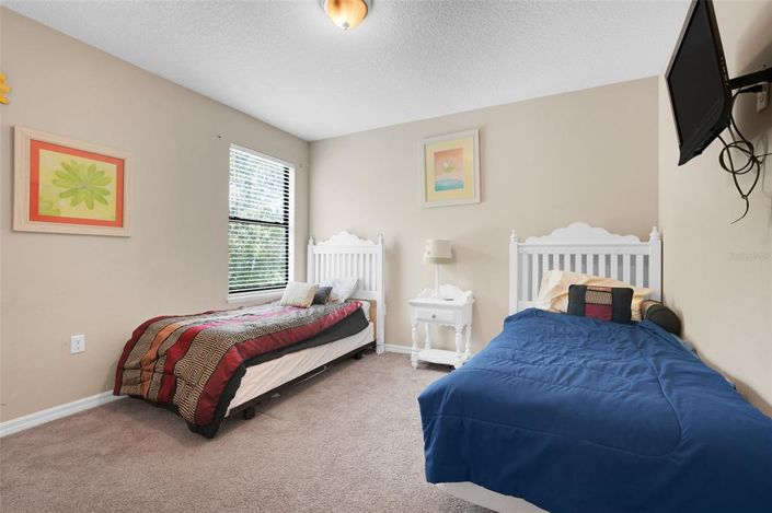 Image No.29-6 Bed Property for sale