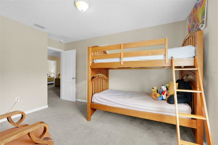 Image No.32-6 Bed Property for sale