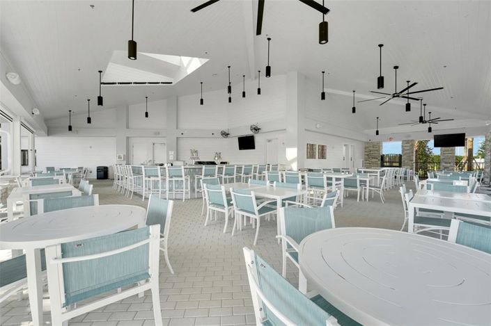 Image No.81-8 Bed Property for sale