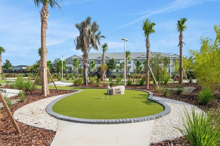 Image No.83-8 Bed Property for sale