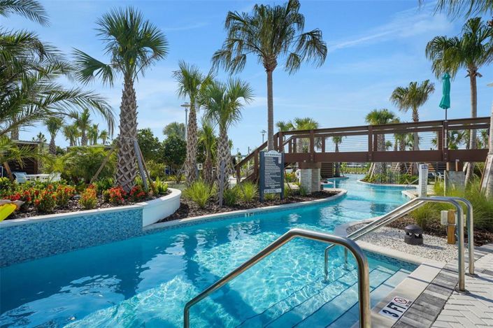 Image No.87-8 Bed Property for sale