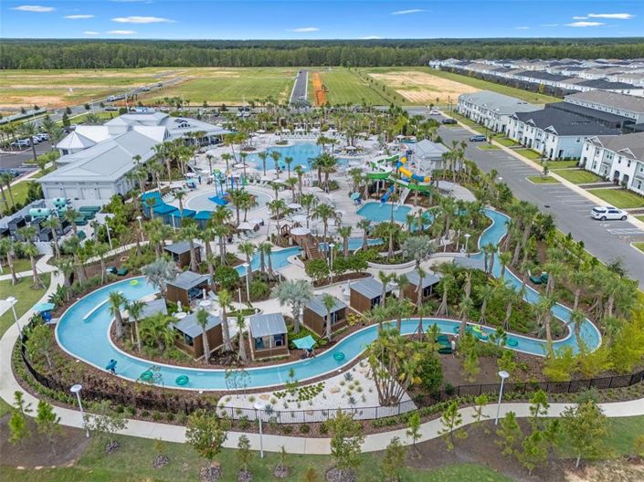 Image No.92-8 Bed Property for sale