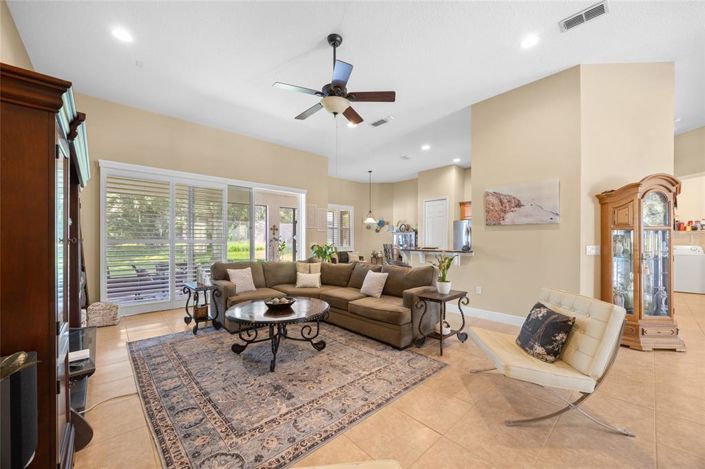 Image No.7-Propriété de 4 chambres à vendre à Kissimmee