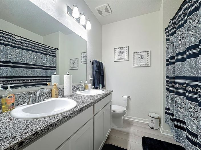 Image No.16-3 Bed Property for sale