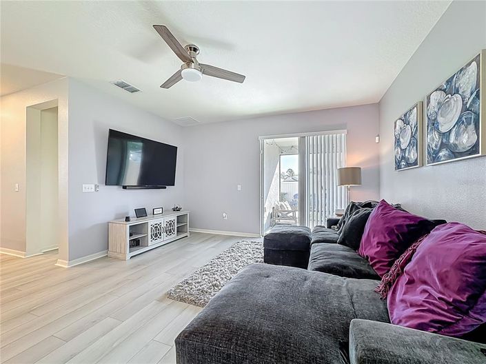 Image No.5-3 Bed Property for sale