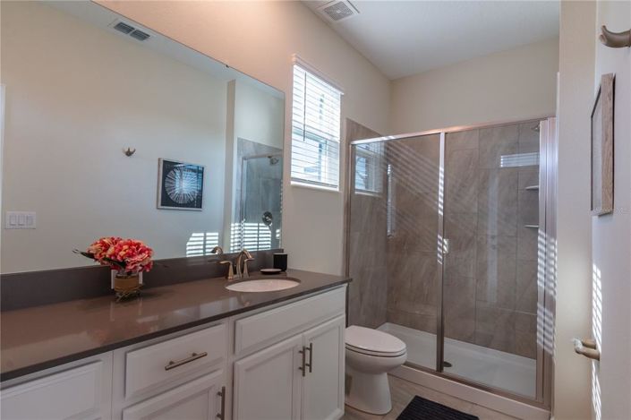 Image No.28-5 Bed Property for sale