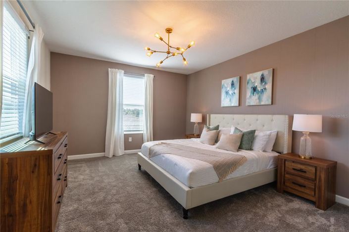 Image No.32-5 Bed Property for sale