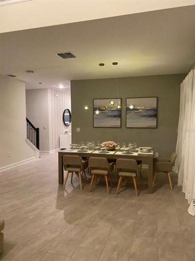 Image No.8-5 Bed Property for sale