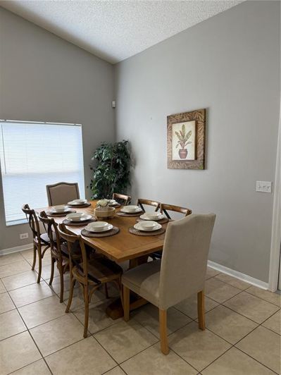 Image No.6-4 Bed Property for sale