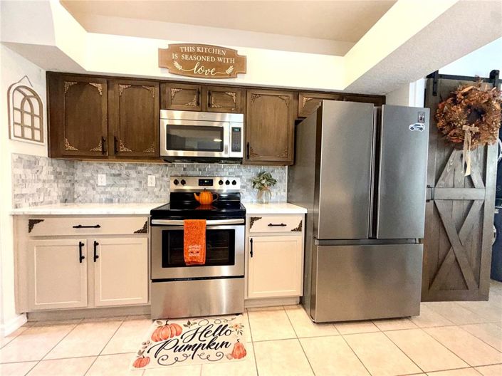 Image No.18-5 Bed Property for sale