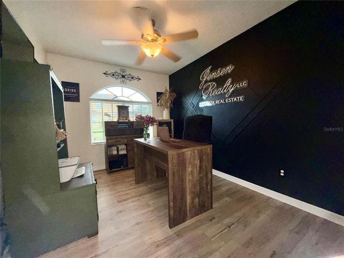 Image No.29-5 Bed Property for sale