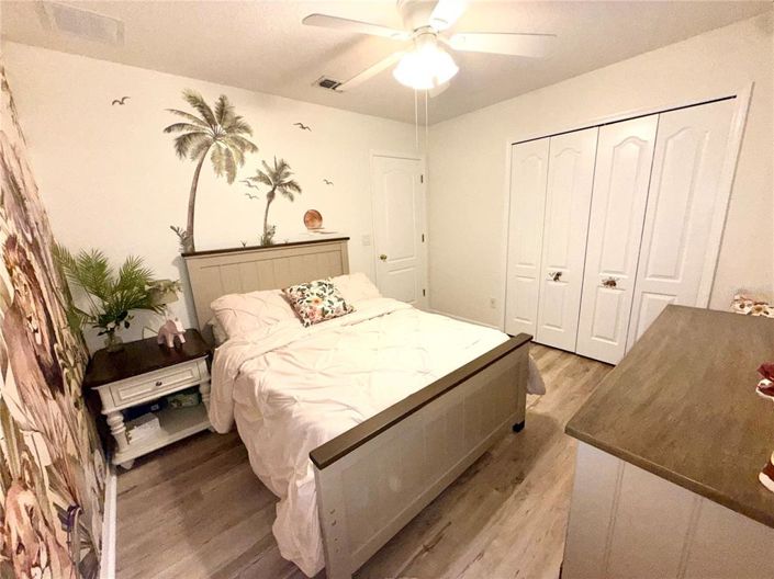 Image No.46-5 Bed Property for sale