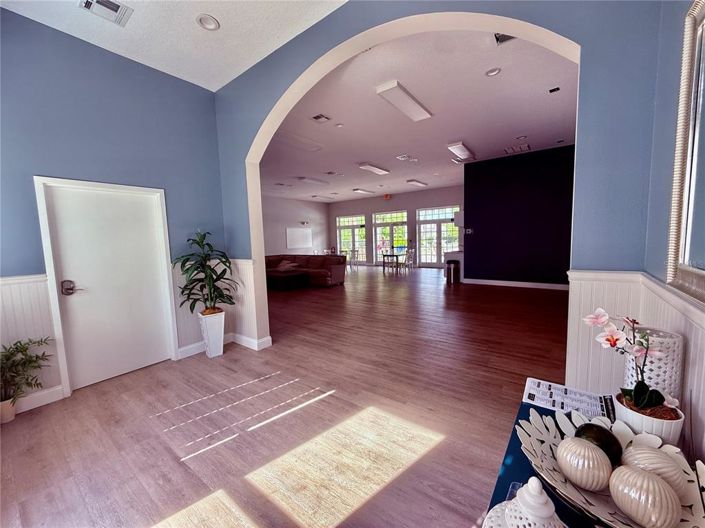 Image No.86-5 Bed Property for sale