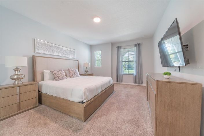 Image No.12-5 Bed Property for sale