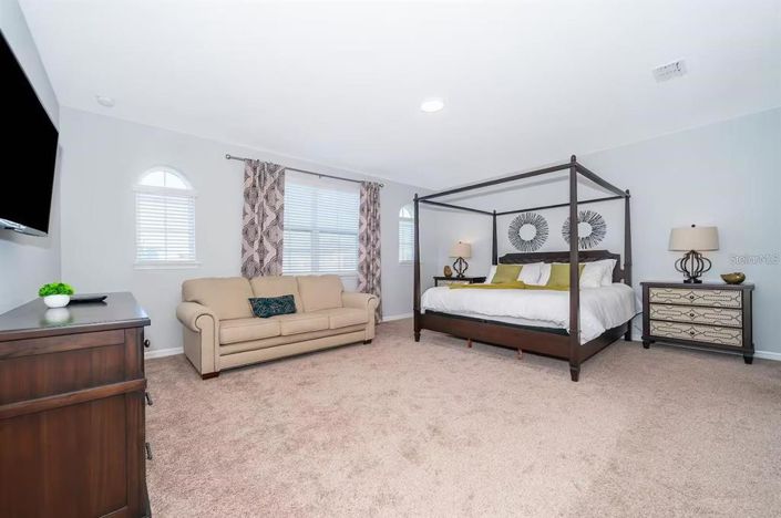 Image No.21-5 Bed Property for sale