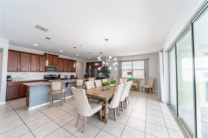 Image No.6-5 Bed Property for sale