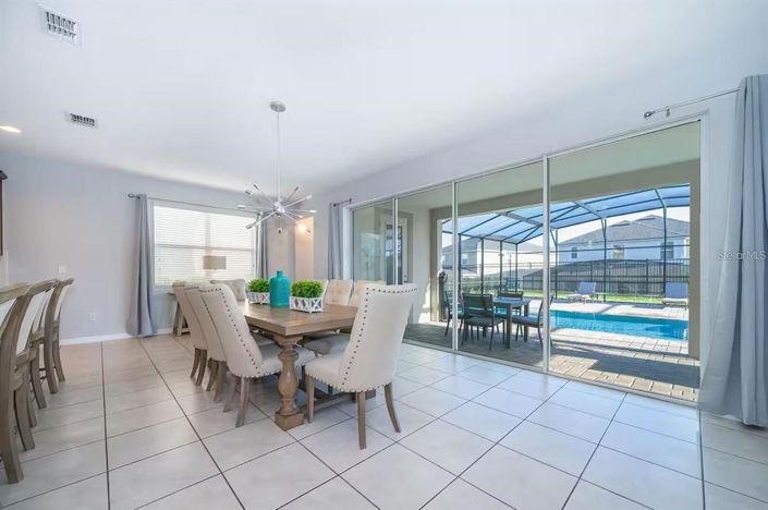 Image No.9-5 Bed Property for sale