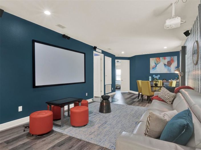 Image No.15-5 Bed Property for sale