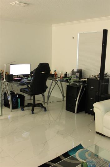 Image No.15-5 Bed Property for sale