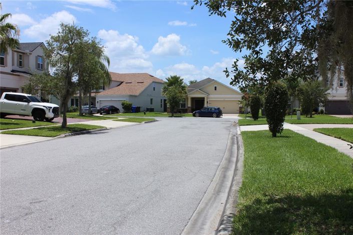 Image No.6-5 Bed Property for sale