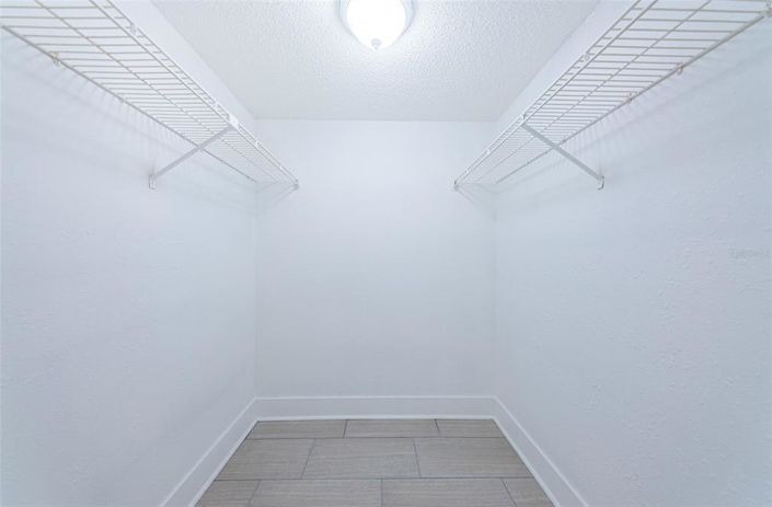 Image No.26-2 Bed Property for sale