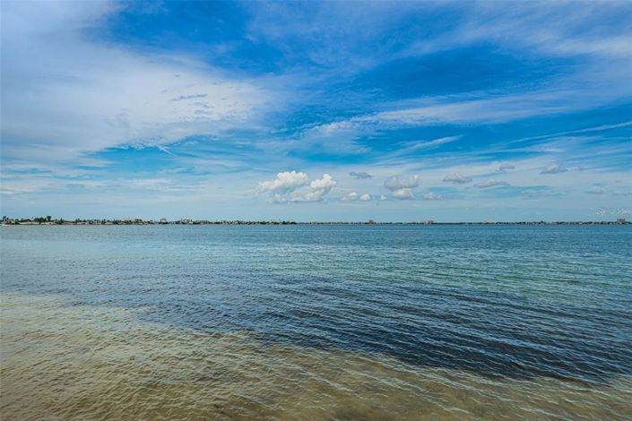 Image No.34-2 Bed Property for sale