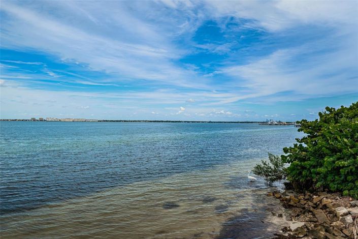 Image No.36-2 Bed Property for sale