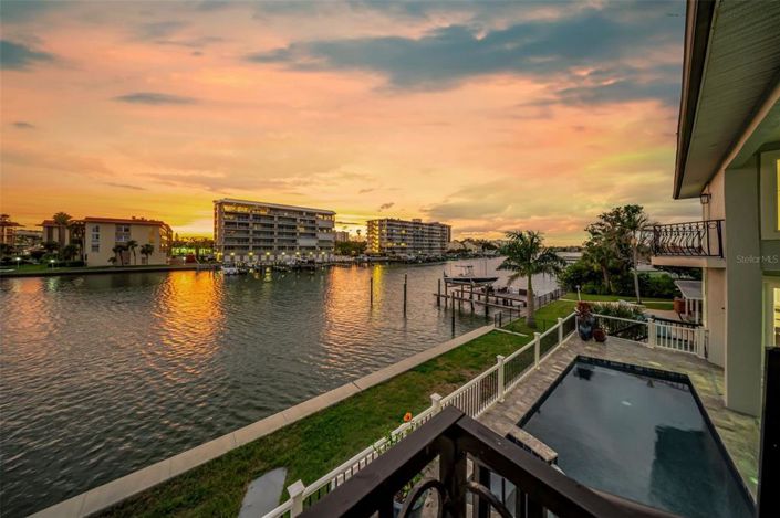 Image No.100-Propriété de 5 chambres à vendre à Floride