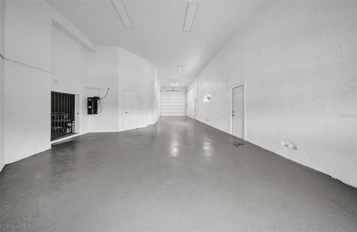 Image No.70-5 Bed Property for sale