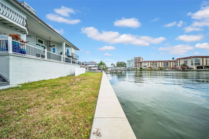 Image No.75-5 Bed Property for sale