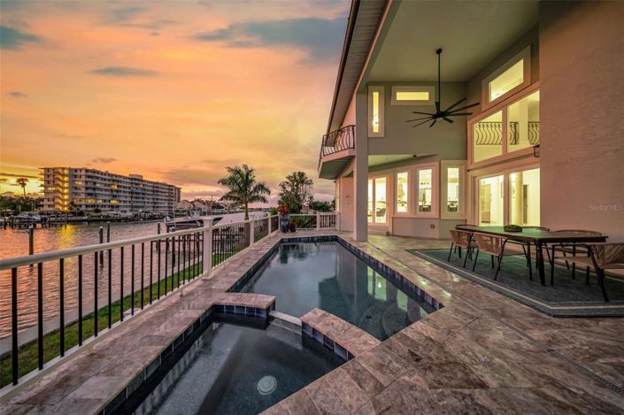 Image No.98-Propriété de 5 chambres à vendre à Floride