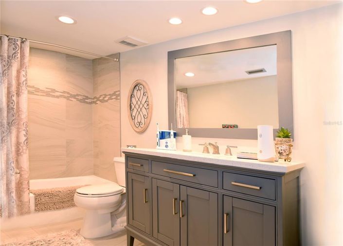 Image No.20-Propriété de 2 chambres à vendre à St. Petersburg